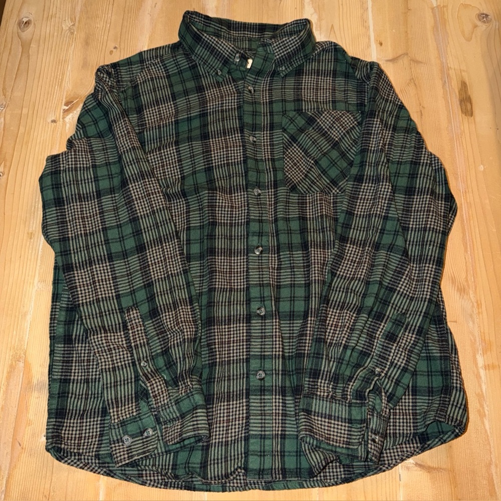 Magellan Outdoors Mens Large Green Black Plaid Flannel Shirt Classic Fit L/S